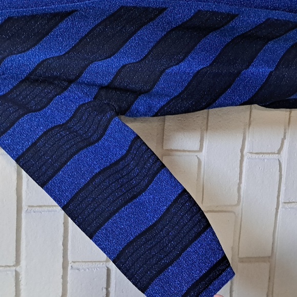 Alfred Dunner Blue/Black Shimmer Built-In Sweater Cardigan. Size Large NWT - Picture 4 of 7